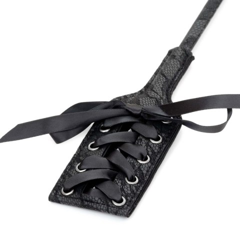Pejcz z piórkiem czarny Fetish B-Series Tickler & Whip 3.0