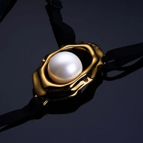 Moist Eyes G-String Clitoral Jewelry With Bead Stimulator UPKO UPKO